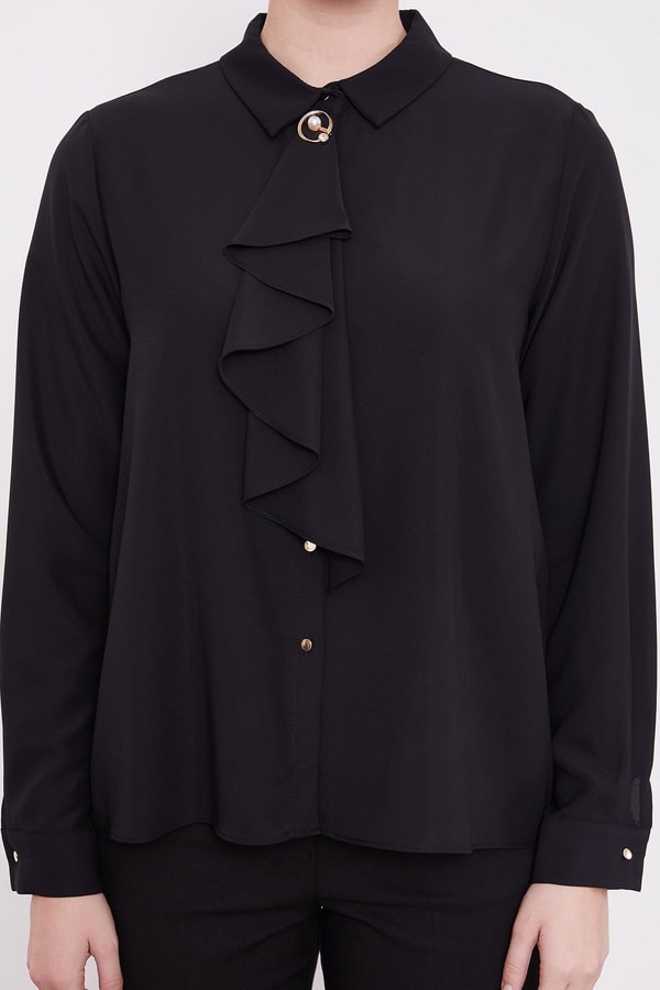 Siyah Yakası Fular Broş Detaylı Bluz