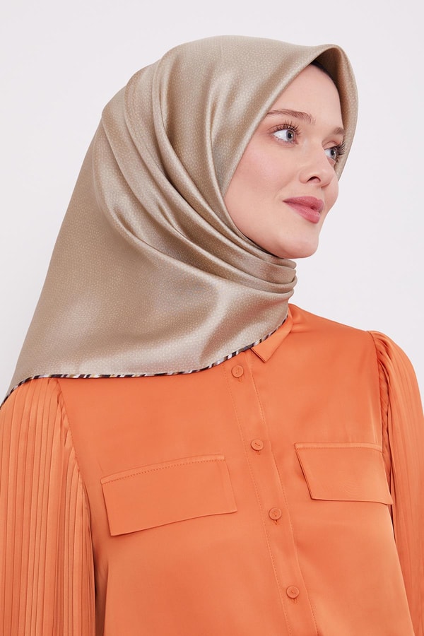 Su Yeşili Benekli Twill İpek Eşarp