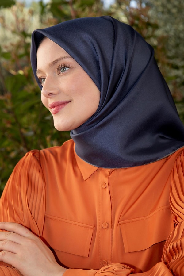 Sütlü Kahve Çift Taraflı Twill İpek Eşarp