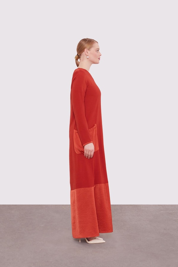 Tarçın Büyük Cep Detaylı Elbise