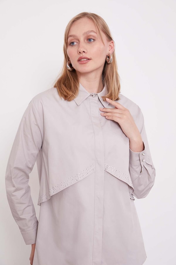 Taş Taş Detaylı Gömlek