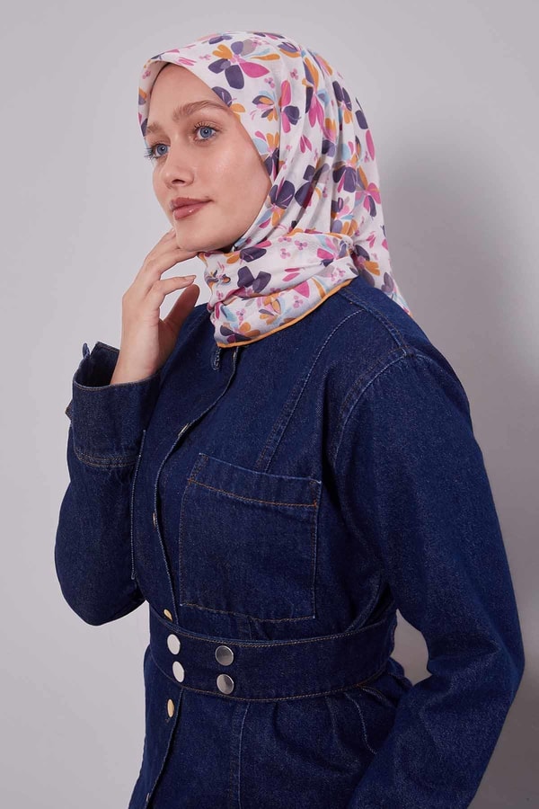 Turuncu Çiçek Desen Soft Eşarp