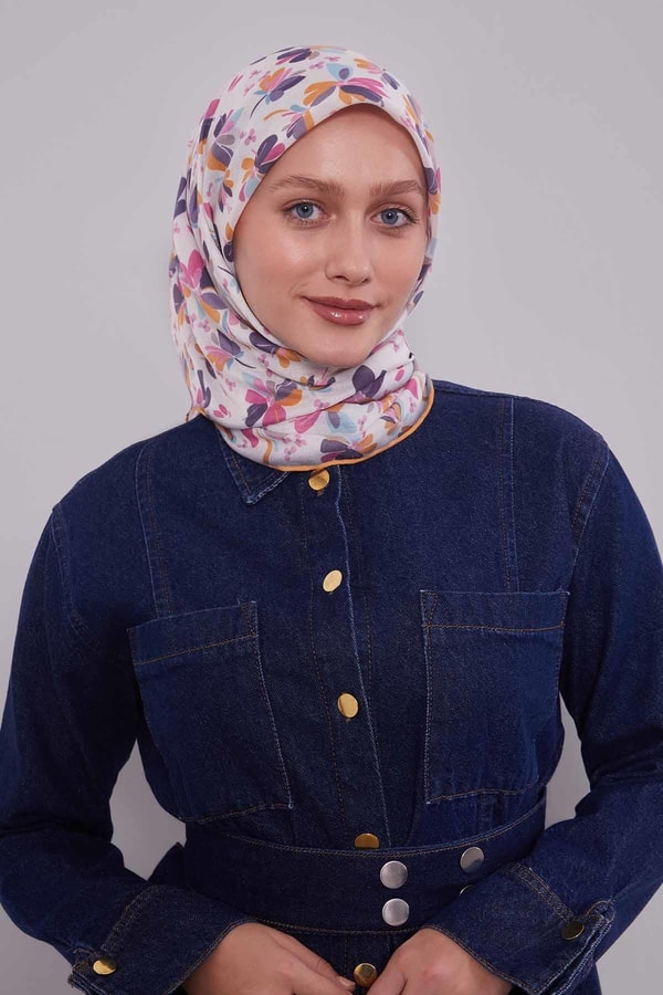 Turuncu Çiçek Desen Soft Eşarp