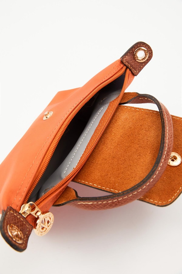 Turuncu Deri Kapak Detaylı El Çantası