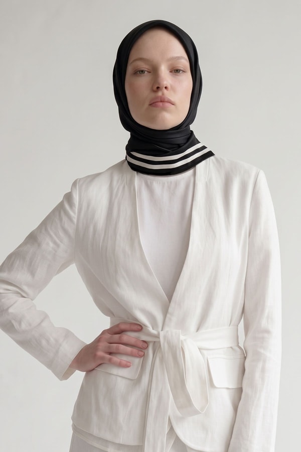 Üç Çizgi Detaylı Twill İpek Eşarp Siyah