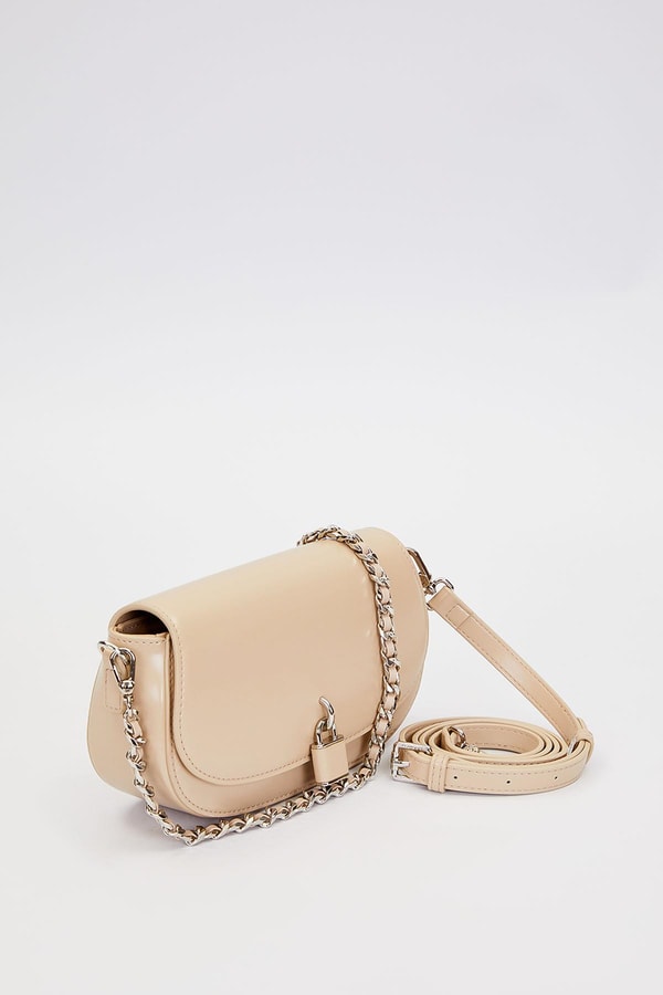 Vizon Kilit Aksesuar Detaylı Omuz Çantası