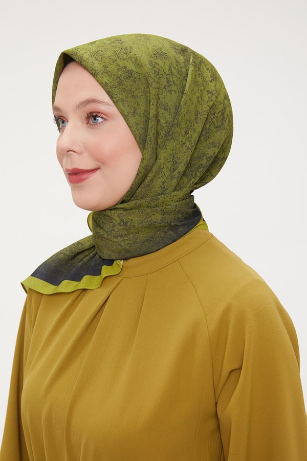 Yağ Yeşili Ebruli Aura Eşarp