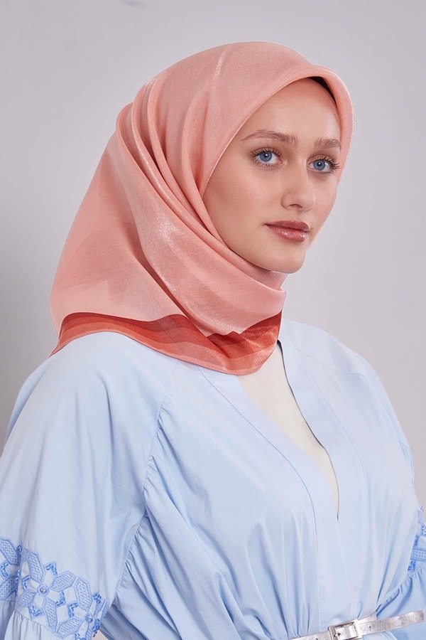 Yavruağzı Kehribar Eşarp
