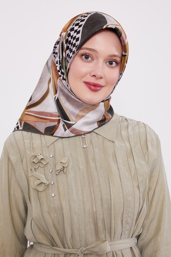 Yeşil Dama Desen Twill İpek Eşarp