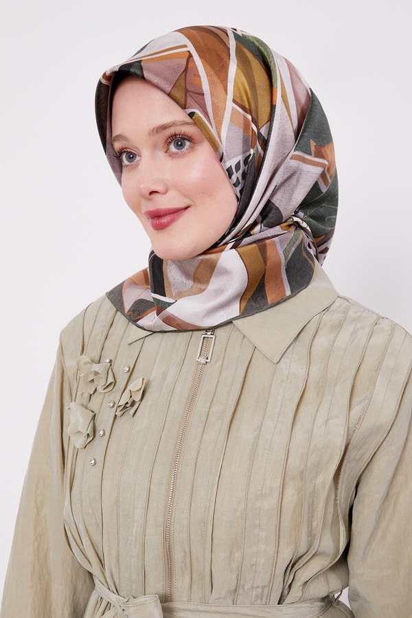 Yeşil Dama Desen Twill İpek Eşarp