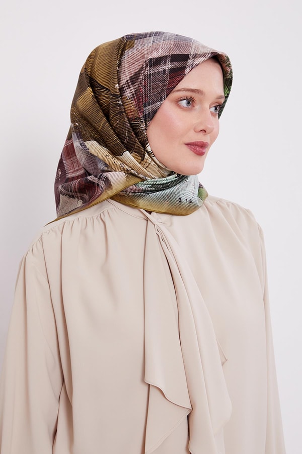 İnce Çizgi Desen Twill İpek Eşarp Yeşil