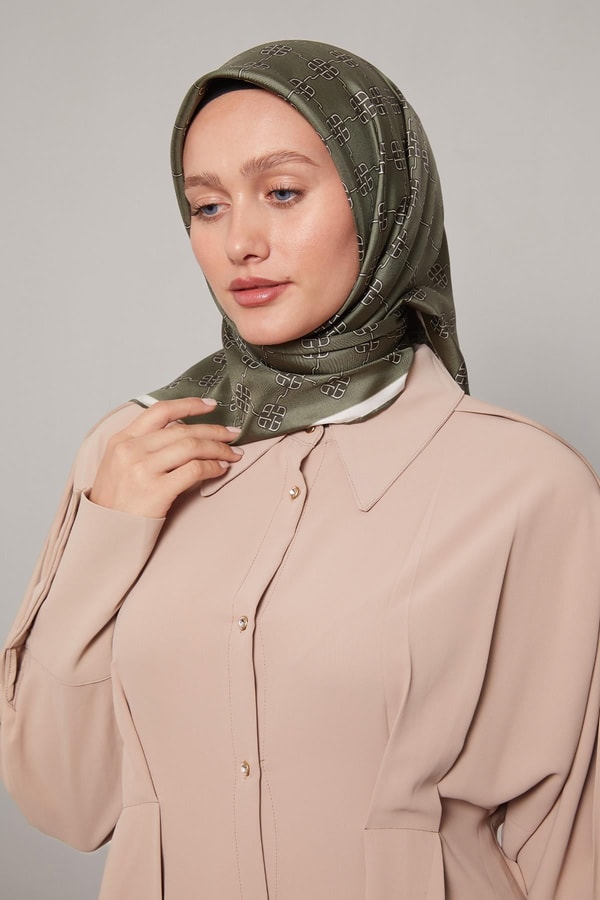 Yeşil Mini Yonca Desen Twill İpek Eşarp