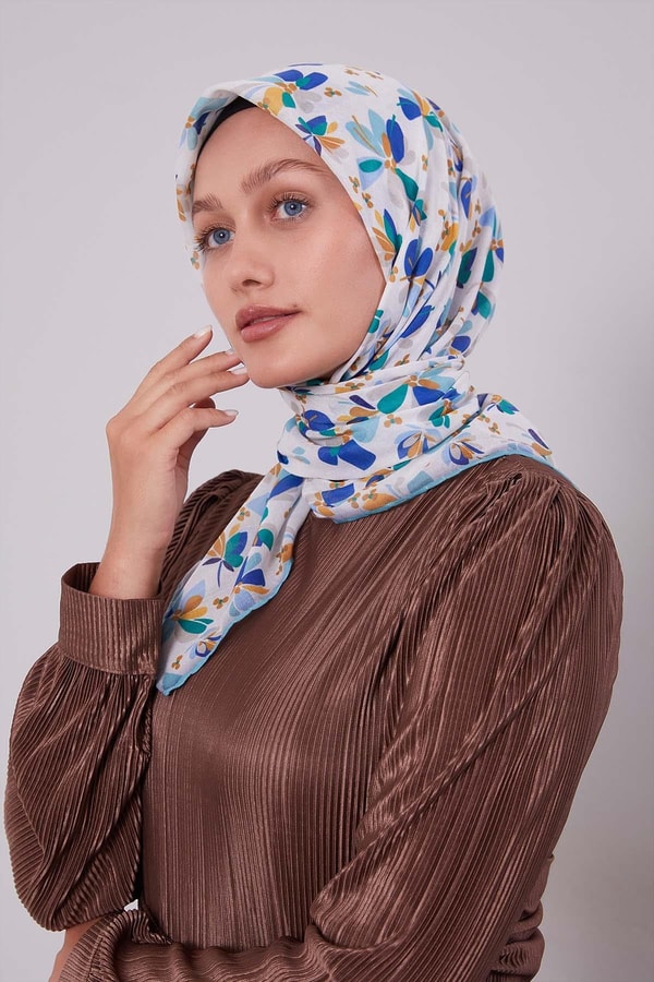 Yosun Yeşili Çiçek Desen Soft Eşarp