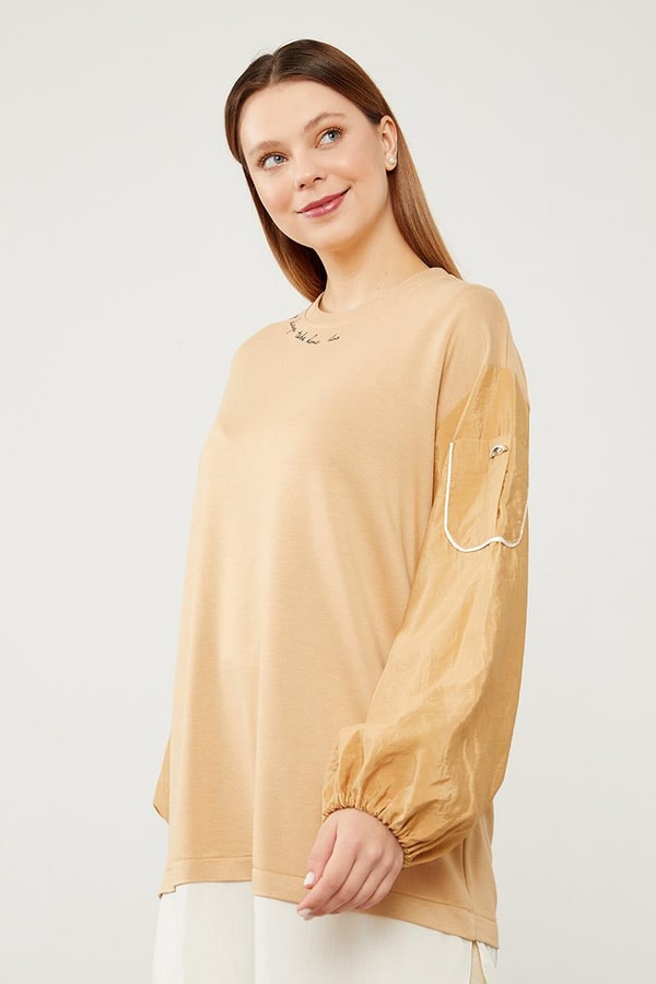 Levidor StudioLevidor Studio Camel Bisiklet Yaka Yazı Baskılı Sweat Tunik