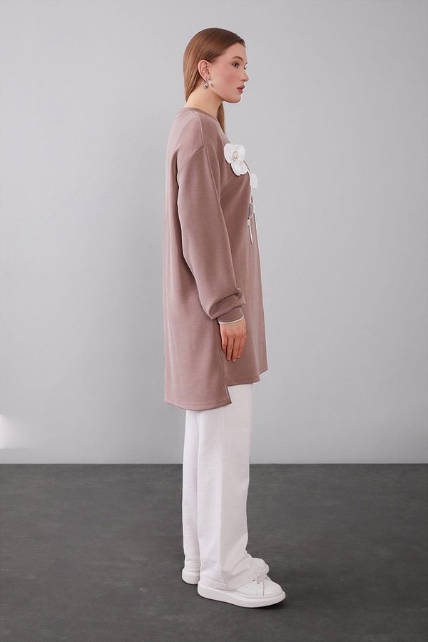 LevidorA.Vizon Üç Boyutlu Gül Detaylı Sweat