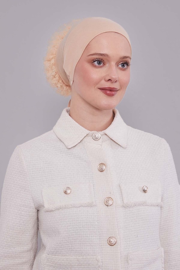 LevidorA.Bej Silikonlu Dikişsiz Fırfırlı Bone