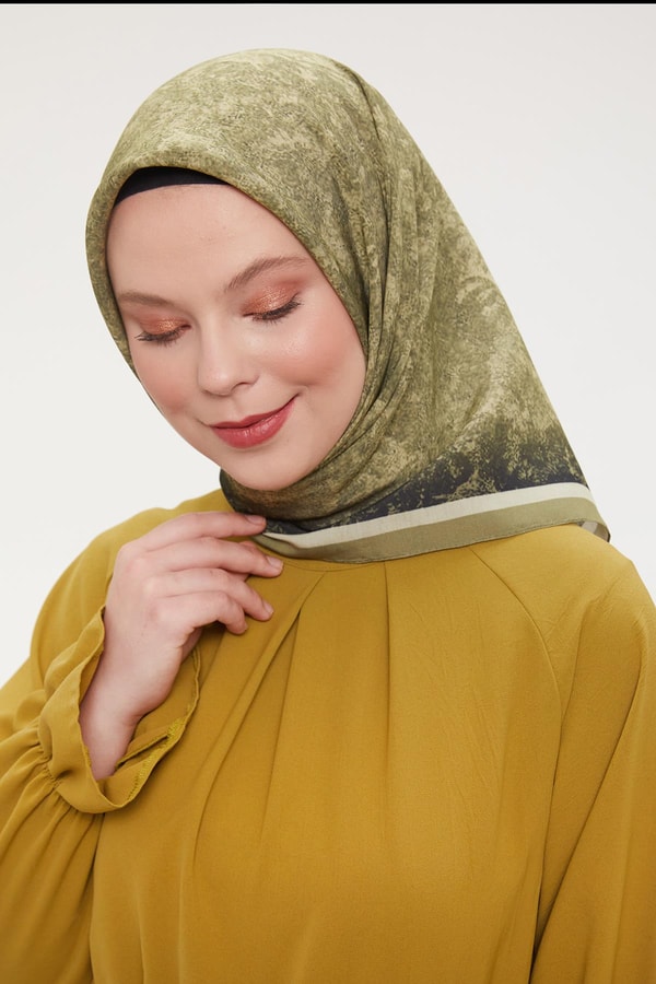 LevidorA.Yeşil Ebruli Aura Eşarp