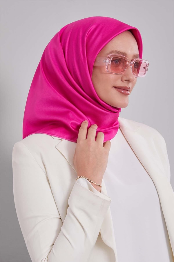 LevidorA.Fuşya Düz Renk Trend Twill Eşarp