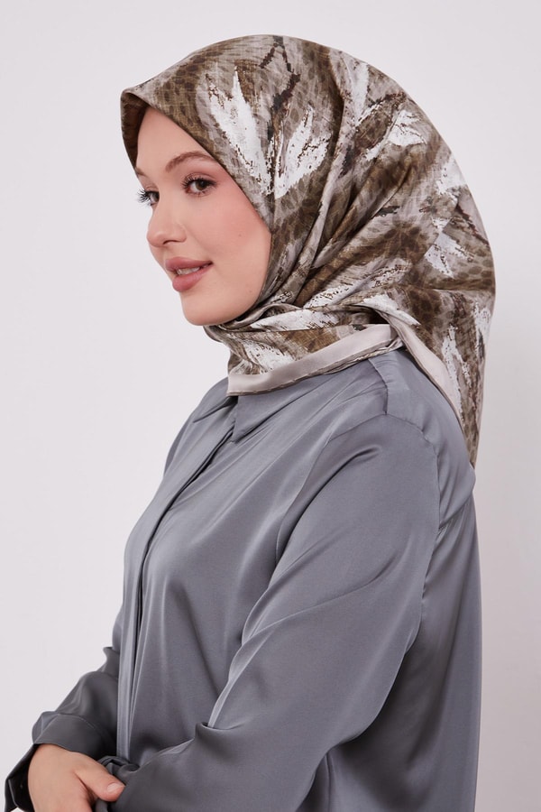 LevidorA.Haki Yansıma Görünümlü Twill İpek Eşarp