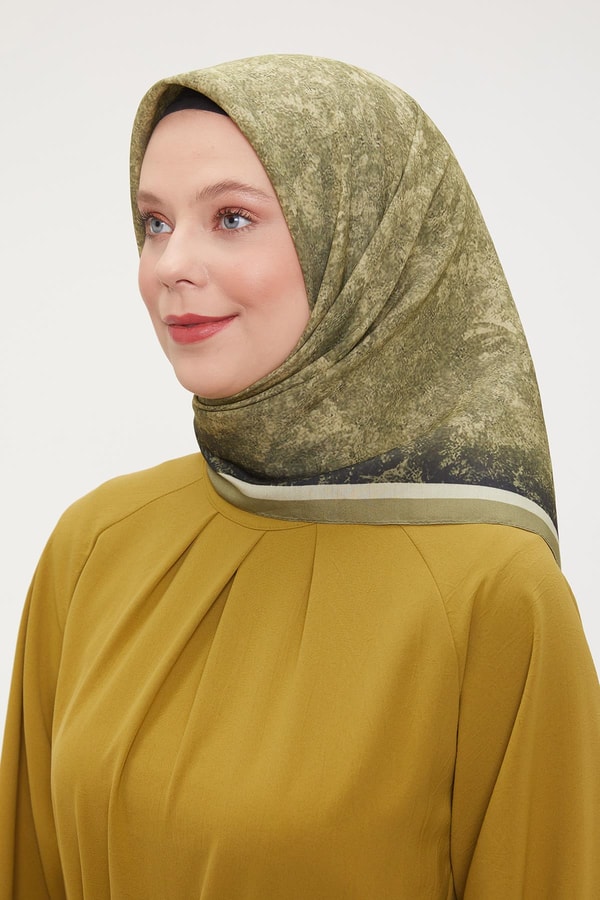 LevidorA.Yeşil Ebruli Aura Eşarp