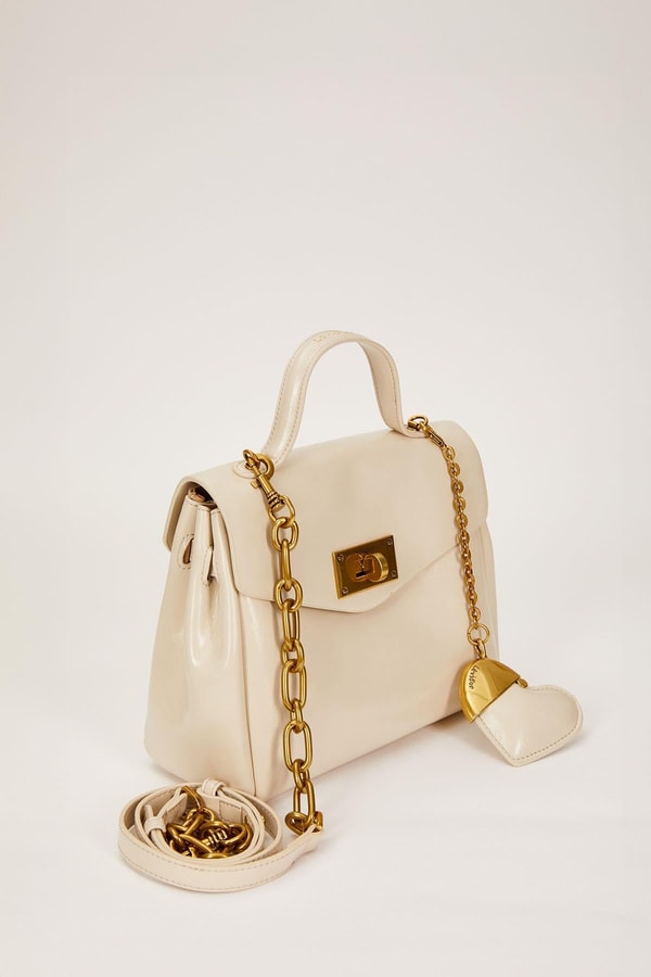 LevidorA.Gri Zincirli Kalp Aksesuarlı El Çantası