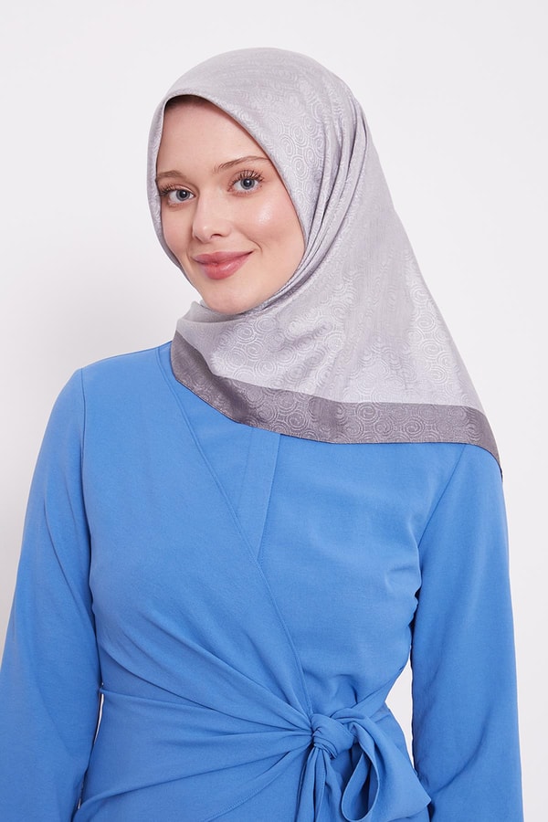 LevidorA.Gri Halka Desen Monogram Eşarp