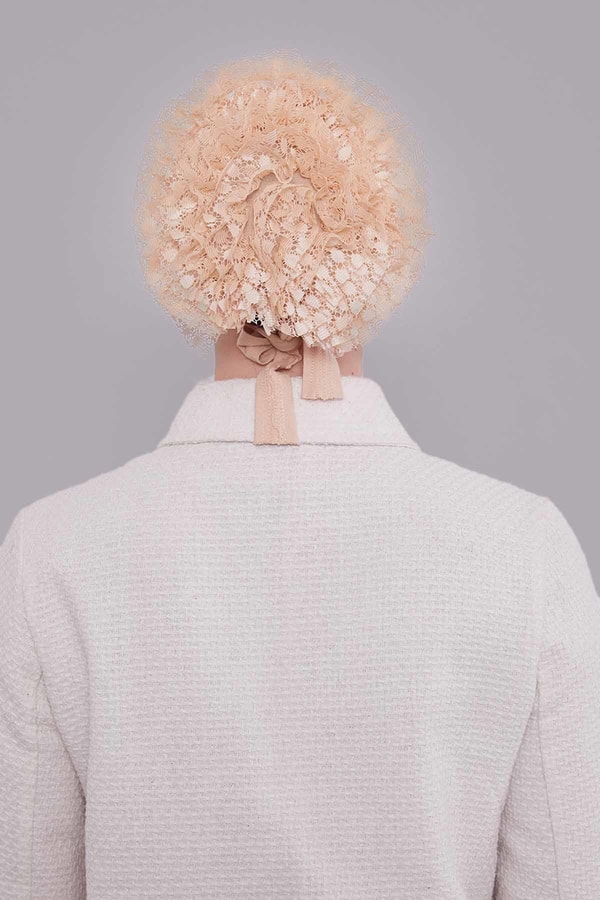 LevidorA.Bej Silikonlu Dikişsiz Fırfırlı Bone