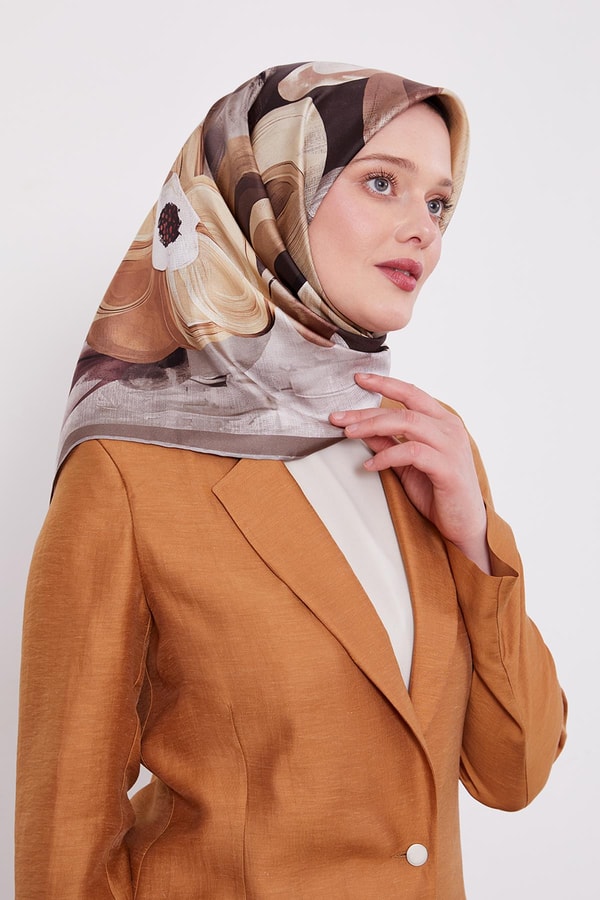 LevidorA.Kahve Menekşe Desen Twill İpek Eşarp