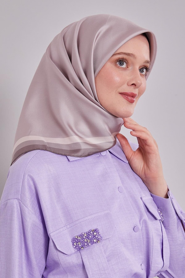 LevidorA.Vizon Kenar Bordürlü Twill İpek Eşarp