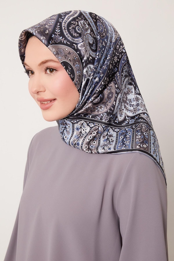 LevidorA.Mavi Karışık Çiçek Desen Twill İpek Eşarp