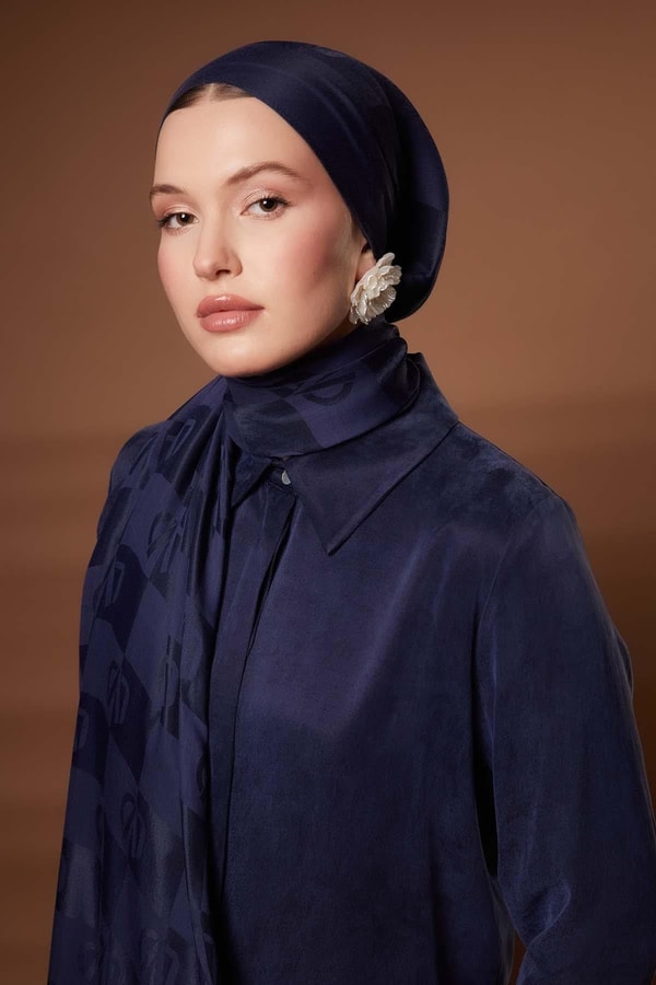 LevidorA.Lacivert Kare LVD Baskılı Naia Jakar Şal