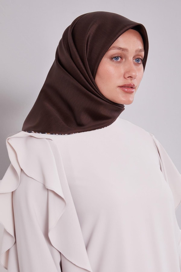 LevidorAcı Kahve Çizgili Twill İpek Eşarp