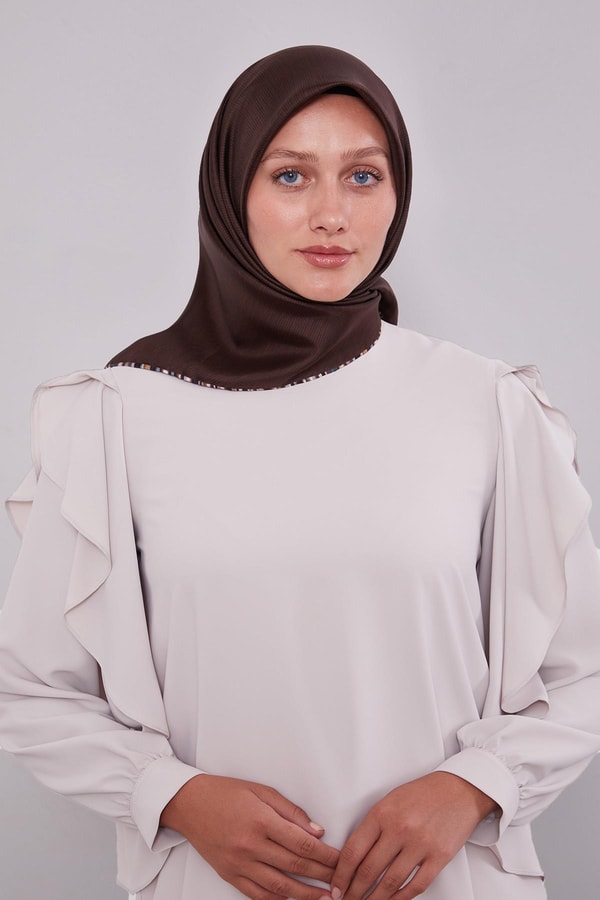 LevidorAcı Kahve Çizgili Twill İpek Eşarp