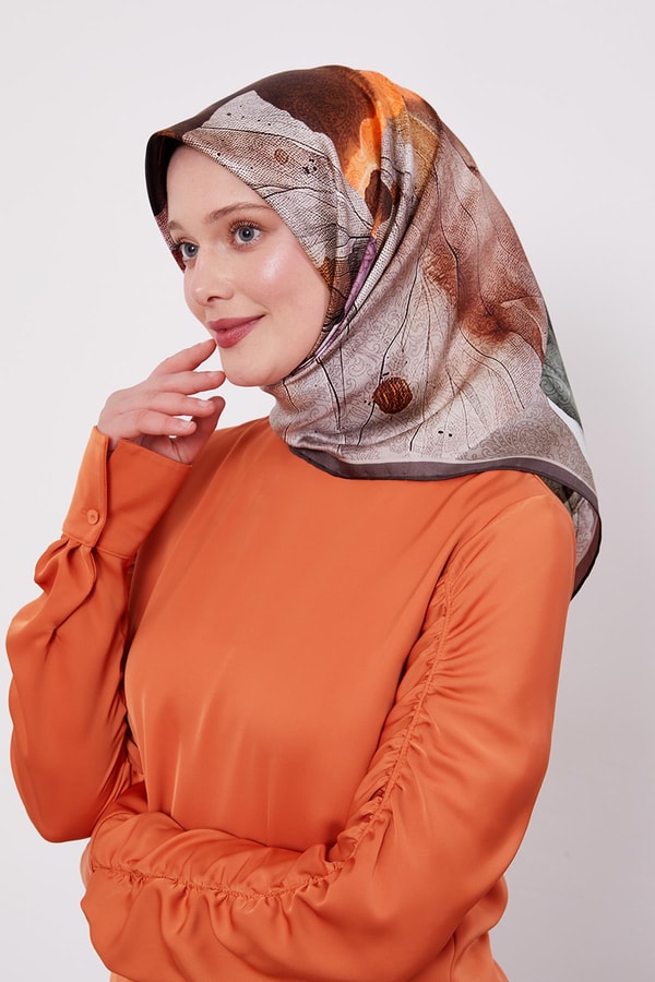 LevidorAcı Kahve Ebruli Desen Twill İpek Eşarp