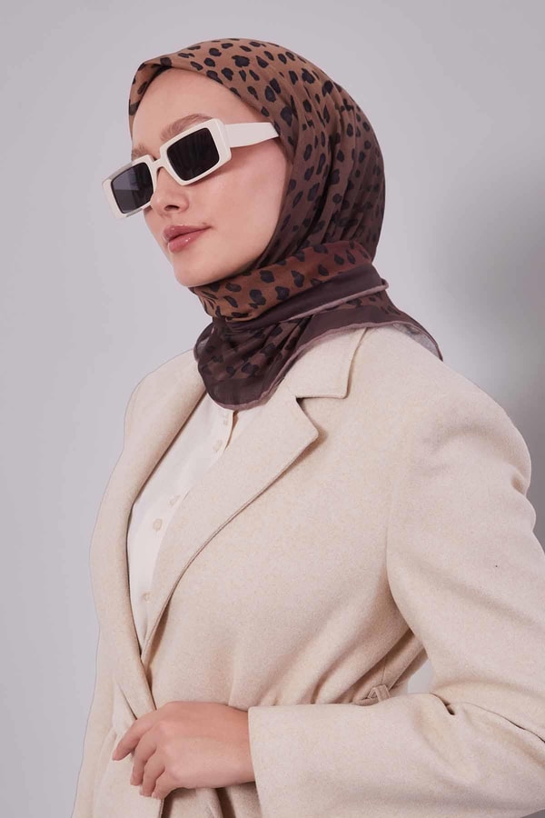 LevidorAcı Kahve Leopar Desen Soft Eşarp