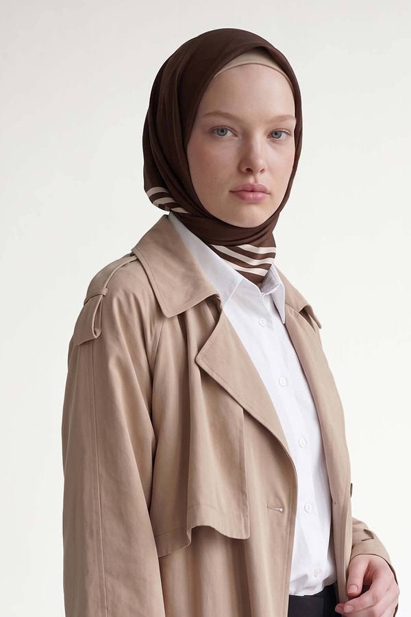LevidorAcı Kahve Üç Çizgi Detaylı Twill İpek Eşarp