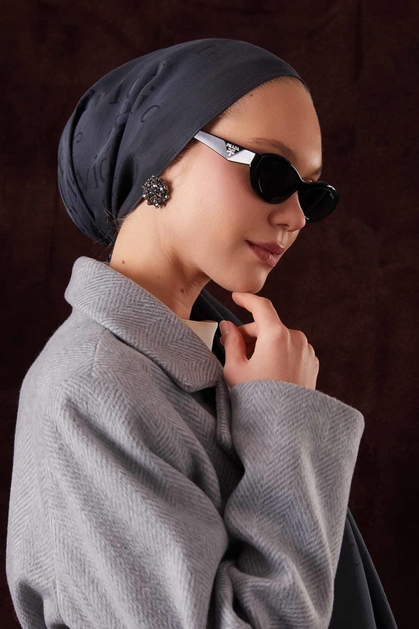 LevidorAntrasit Yazı Baskılı Naia Jakar Şal