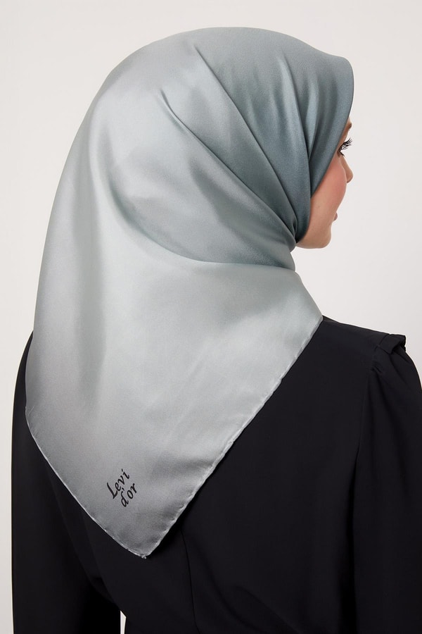 LevidorBebe Mavisi Geçişli Twill İpek Eşarp