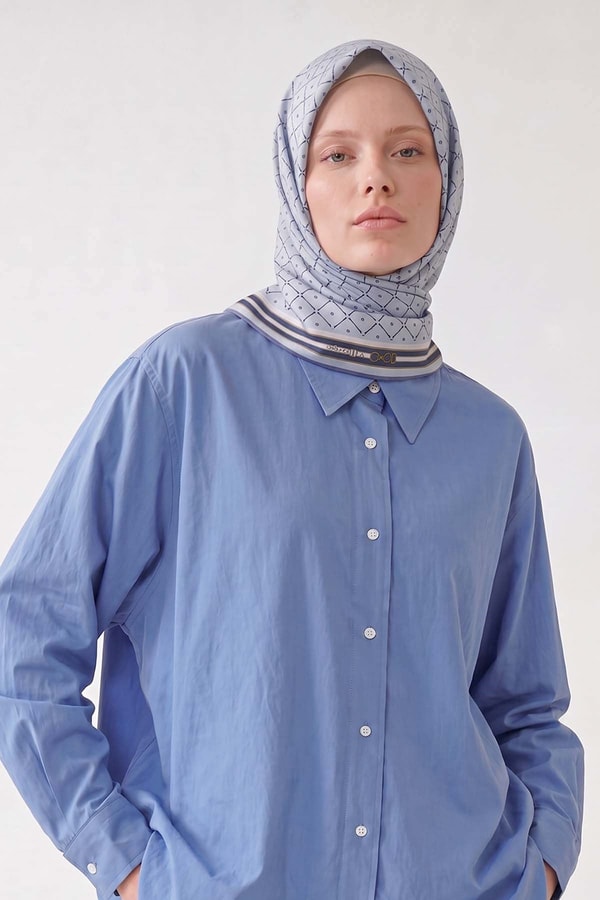 LevidorBebe Mavisi Kemer Detaylı Twill İpek Eşarp