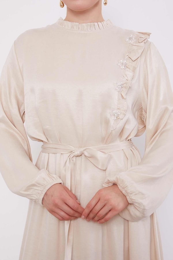 LevidorBej Çiçek Taş Detaylı Cupra Elbise