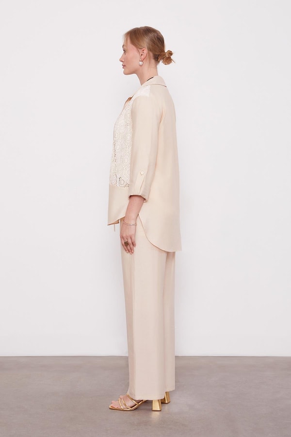 LevidorBej Dantel Detaylı Üçlü Ceket Takım