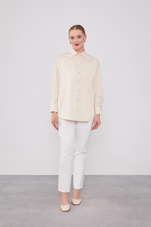 LevidorBej Düğme Detaylı Gömlek