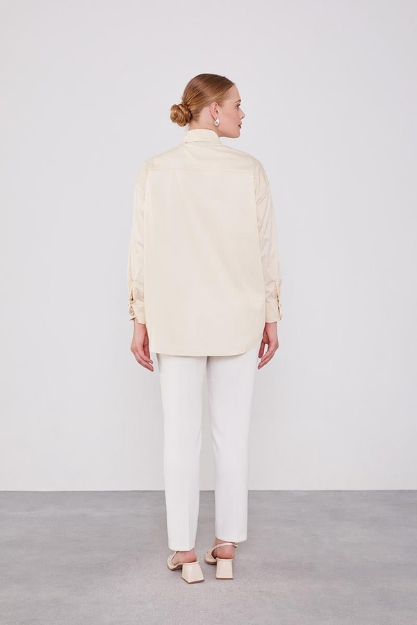 LevidorBej Düğme Detaylı Gömlek