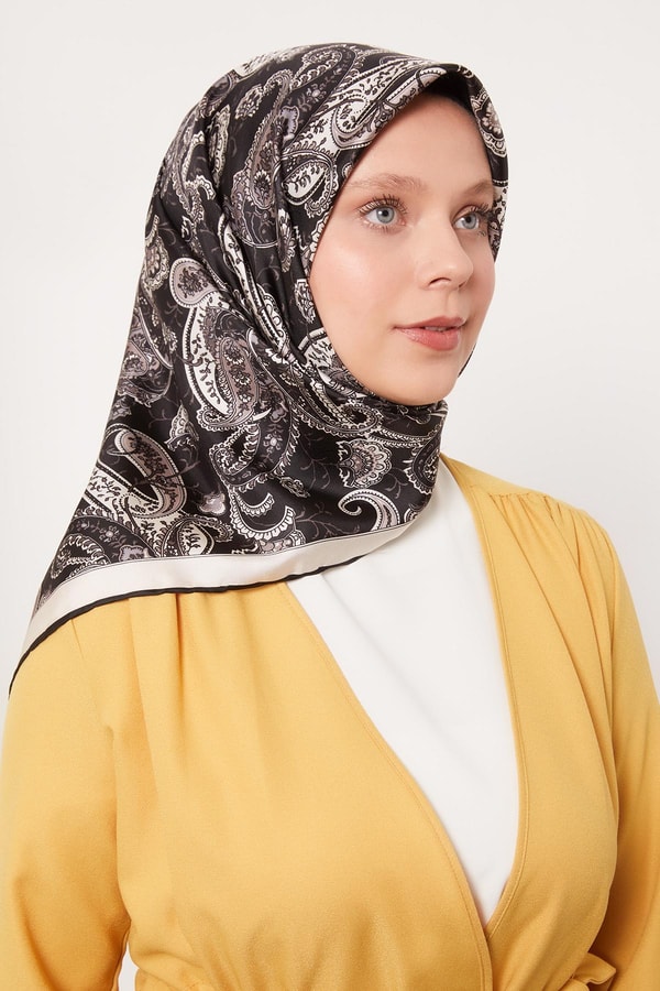 LevidorBej Karışık Retro Twill İpek Eşarp