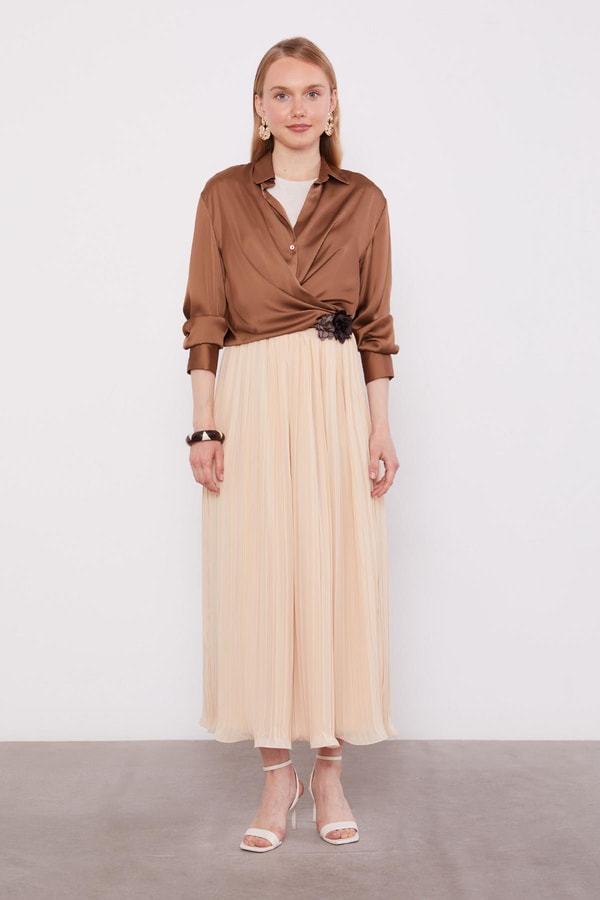 LevidorBej Kırışık Piliseli Etek