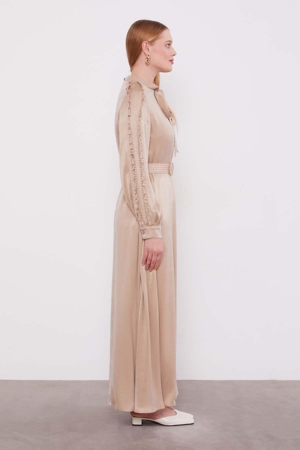 LevidorBej Kol Güpürlü Cupra Elbise