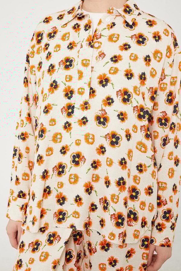 LevidorBej Menekşe Desenli Alt- Üst Takım