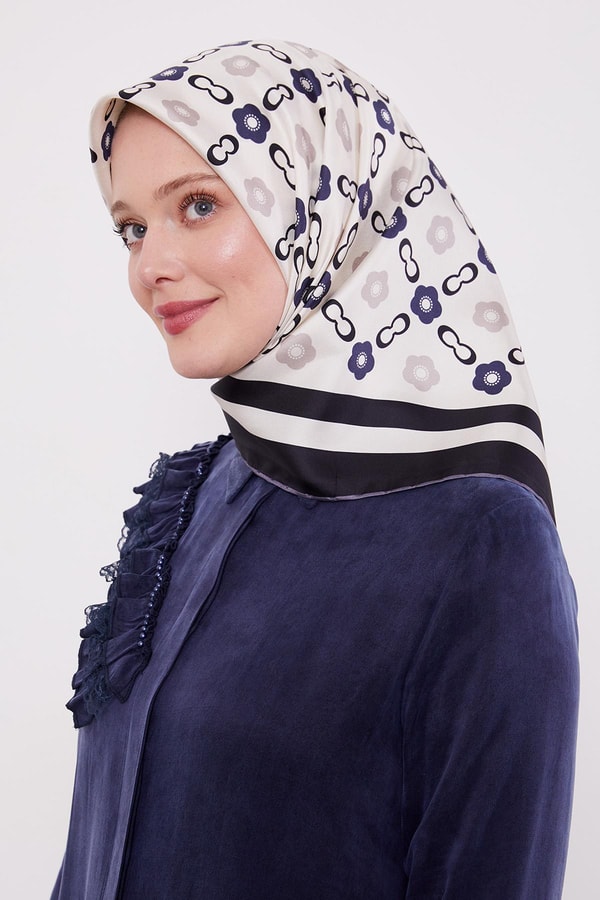 LevidorBej Papatya Desen Twill İpek Eşarp