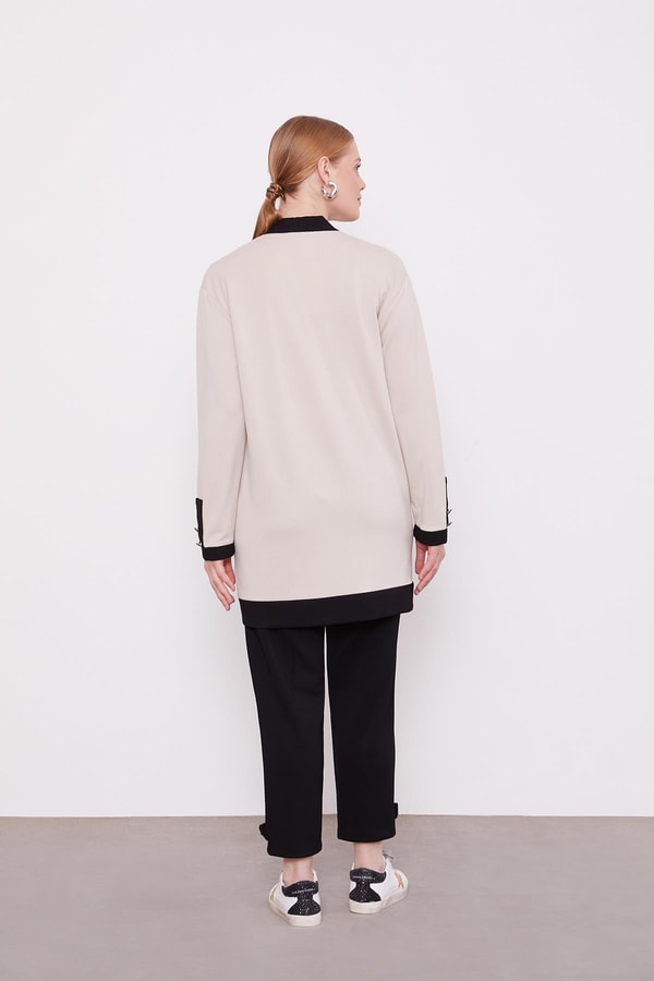 LevidorBej-Siyah Ribanası Düğme Detaylı Hırkalı Takım