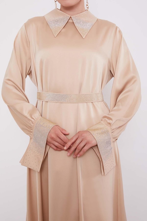 LevidorBej Taş Detaylı Saten Elbise